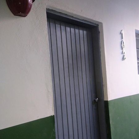 Hospedagem Primeira Quadra Da Praia Praia Grande  Extérieur photo